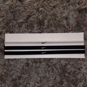NWOT Nike 3 Pack Thin Headbands